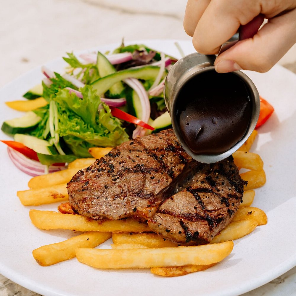 Amaroo Tavern