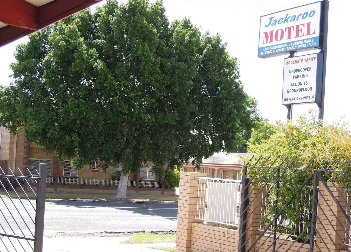 Jackaroo Apartments