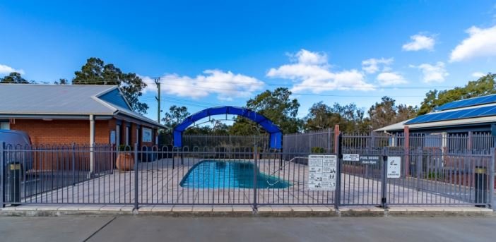 Albert Motel gallery photograph