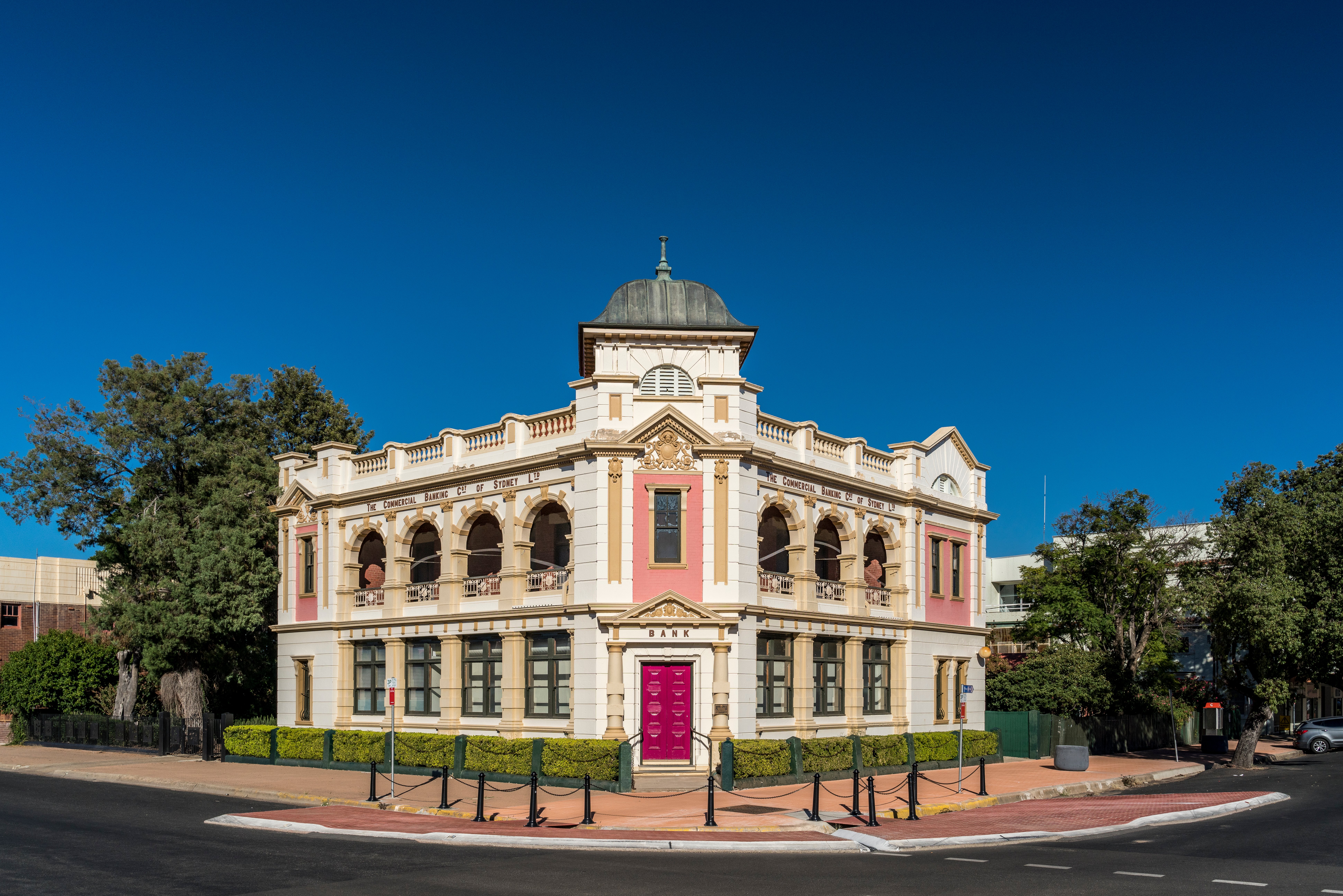 Guided Walking Tour gallery photograph